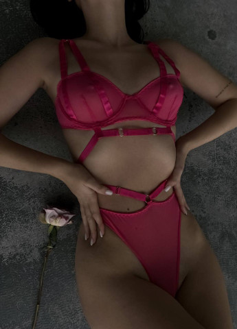 Розовый демисезонный стильный комплект бюст с трусиками No Brand