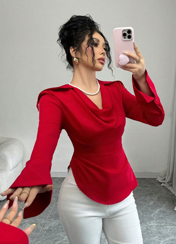 Красная блуза SHEIN