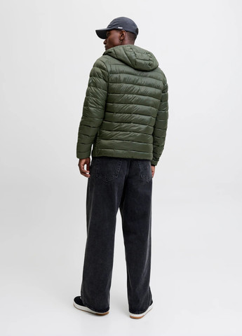 Оливковая (хаки) демисезонная куртка Jack & Jones