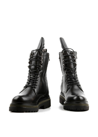 Зимние ботинки стилы Le'BERDES со шнуровкой, с молнией, на тракторной подошве, с металлическими вставками