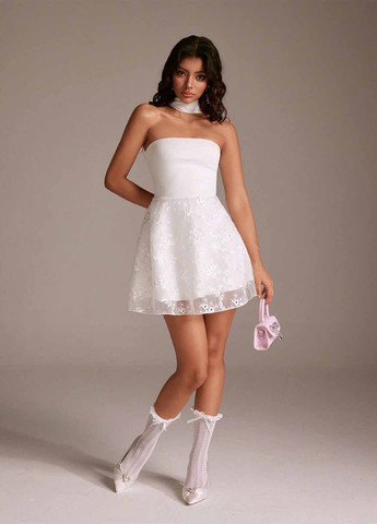 Белое праздничный, коктейльное платье клеш SHEIN однотонное