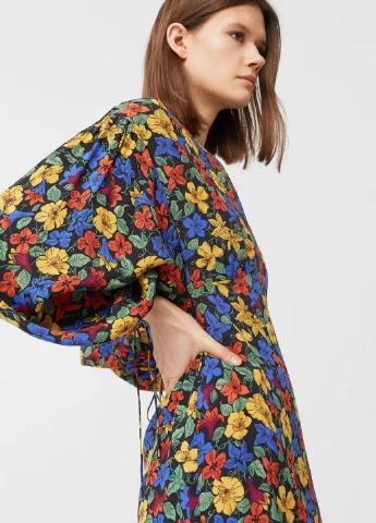 Черное кэжуал платье Mango