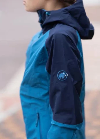 Синяя демисезонная водонепронецаемая куртка gore-tex® Mammut