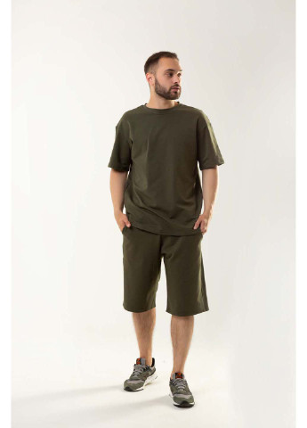 Оливковый (хаки) демисезонный комплект (футболка, шорты) Intruder