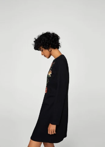 Черное кэжуал платье Mango