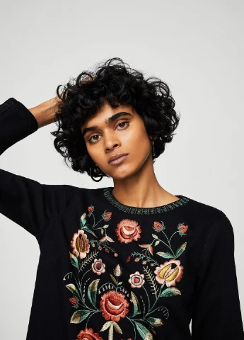 Черное кэжуал платье Mango