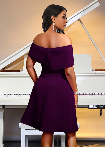 Фіолетова святковий, коктейльна, вечірня сукня кльош, з відкритими плечима SHEIN однотонна