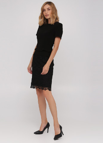 Женское демисезонное Платье футляр, с баской No Brand однотонное