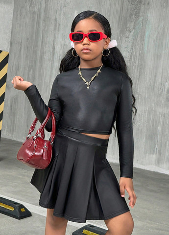 Чорний демісезонний костюм (топ, спідниця) спідничний SHEIN