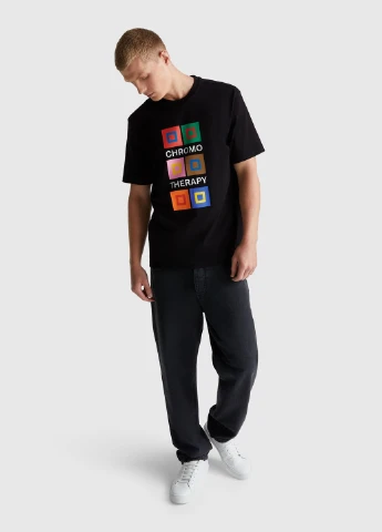 Черная футболка United Colors of Benetton