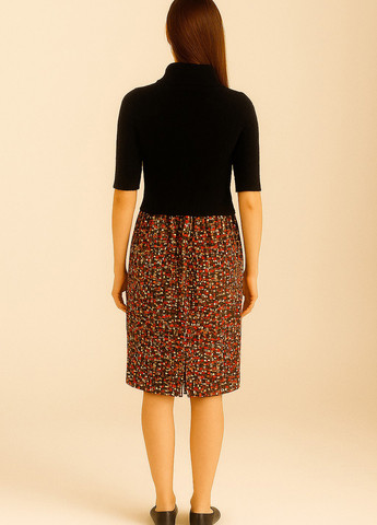 Черное кэжуал платье Sassofono с рисунком