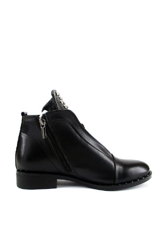 Осенние ботинки Twenty Two с металлическими вставками