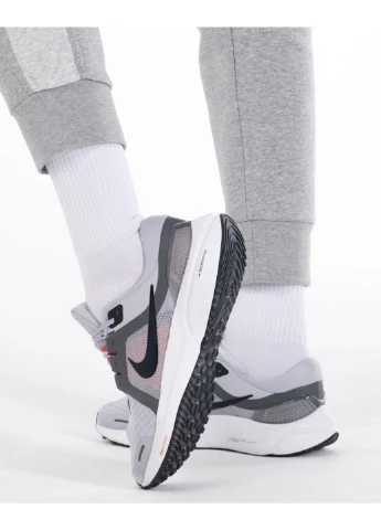 Серые демисезонные кроссовки air zoom vomero 16 Nike