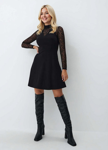 Чорна кежуал сукня кльош Mohito однотонна