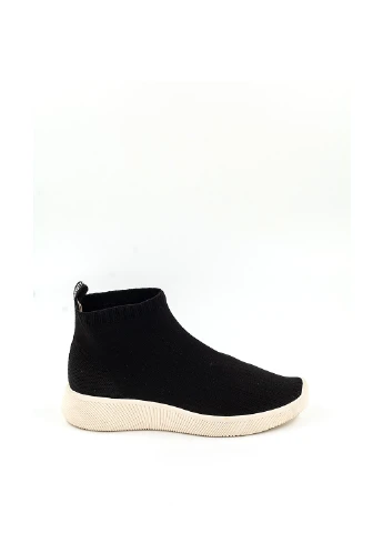 Кроссовки Pull & Bear чёрные демисезоны (230039957)
