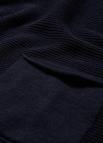 Темно-синий демисезонный свитер C&A