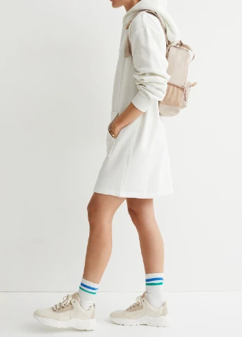 Белое кэжуал платье H&M однотонное