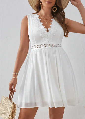 Белое кэжуал платье SHEIN однотонное