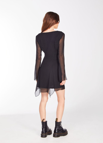 Черное кэжуал платье Jennyfer однотонное