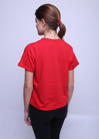 Красная летняя футболка Monro