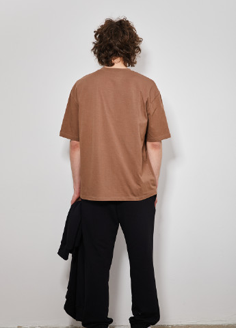 Світло-коричнева футболка оверсайз для чоловіків KASTA design