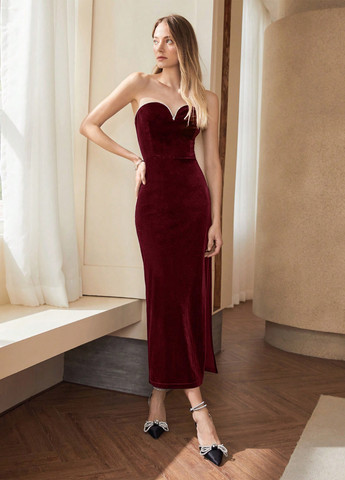 Бордовое вечернее платье с открытыми плечами, с открытой спиной SHEIN однотонное