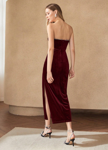 Бордовое вечернее платье с открытыми плечами, с открытой спиной SHEIN однотонное