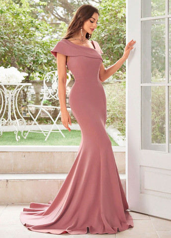 Розовое вечернее платье со шлейфом SHEIN однотонное