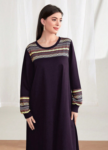 Темно-фіолетова кежуал сукня а-силует SHEIN з орнаментом