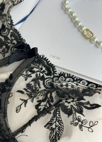 Черный демисезонный комплект (бюстгальтер, трусики) NOVA VEGA