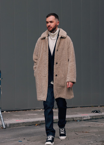 Бежевое зимнее Пальто однобортное Uniqlo