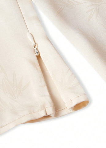 Кремова блуза на запах SHEIN