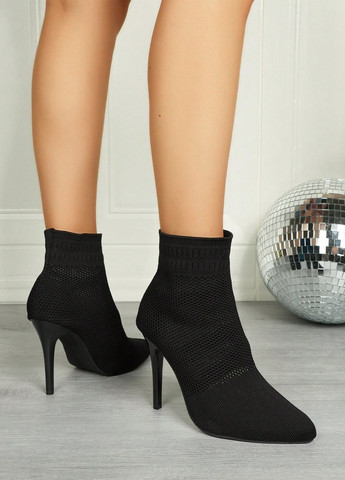 Чорні демісезонна ботильйони SHEIN