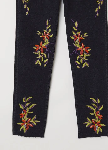Джинси з вишивкою Jeans with embroidery H&M - (251974070)
