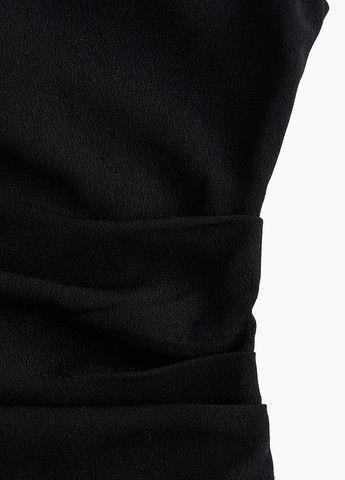 Чорна коктейльна, кежуал сукня на одне плече H&M однотонна