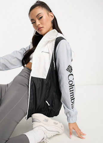 Черно-белая демисезонная куртка Columbia