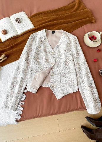 Белый женский жакет SHEIN с цветочным узором - демисезонный