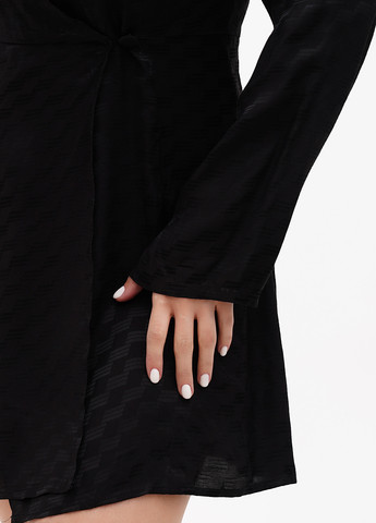 Черное кэжуал платье на запах Nasty Gal однотонное