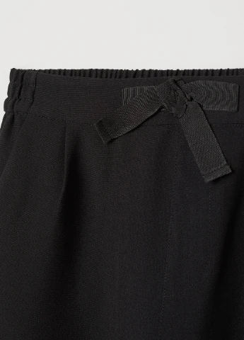 Черные брюки H&M