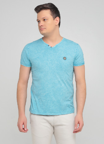 Блакитна літня футболка Benson & Cherry