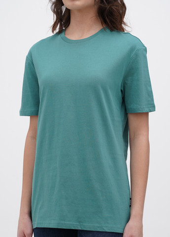 Зеленая летняя футболка Zign