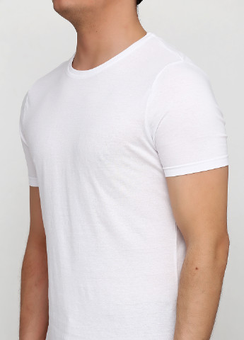 Біла демісезонна футболка Livergy
