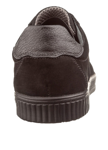 Черные демисезонные кроссовки Casual