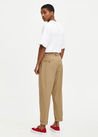 Песочные брюки Pull & Bear