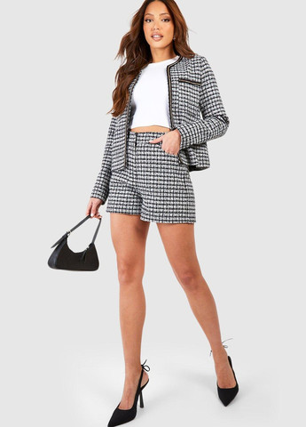 Черно-белый женский жакет Boohoo в клеточку - демисезонный