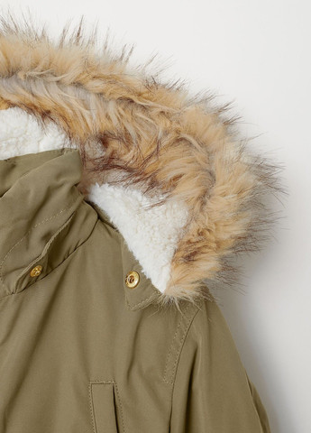 Парка H&M (362376818)