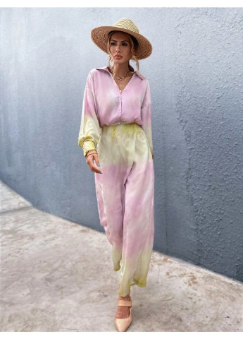 Розовая кэжуал рубашка с абстрактным узором Berni Fashion