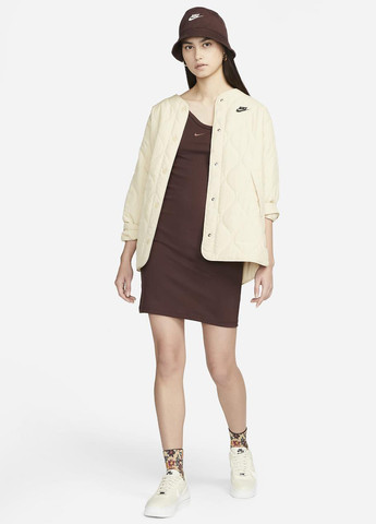 Коричневое спортивное платье dv7934-227 силуэтная Nike однотонное