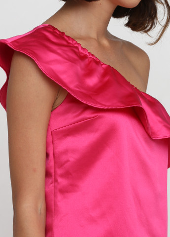 Малиновое кэжуал платье с открытыми плечами Naf Naf однотонное