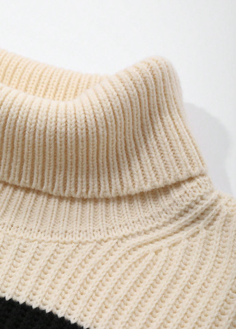 Світло-бежевий демісезонний светр SHEIN